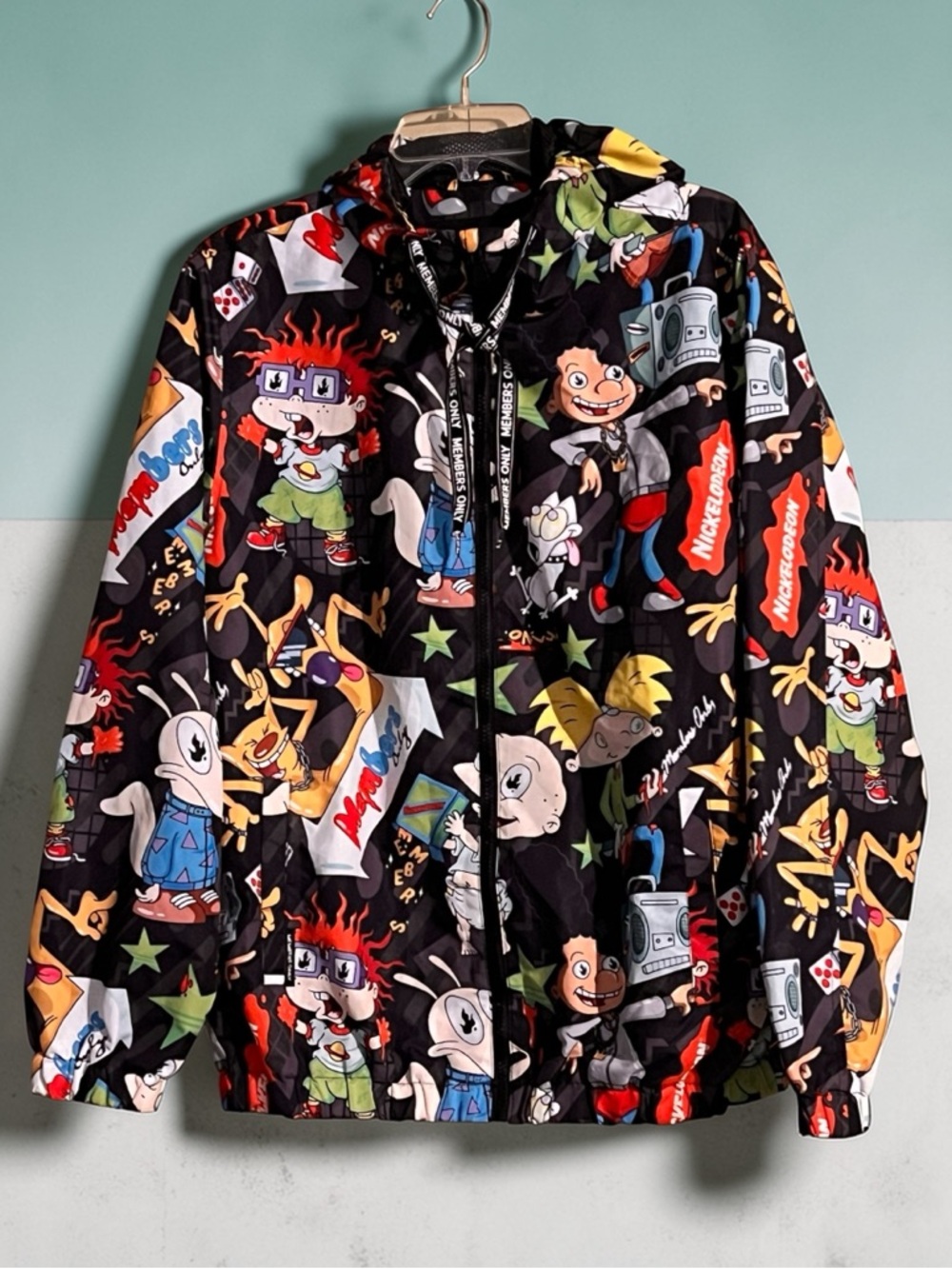 Members Only Nickelodeon Rugrats Graphic Black Multicolor Windbreaker Men’s Med